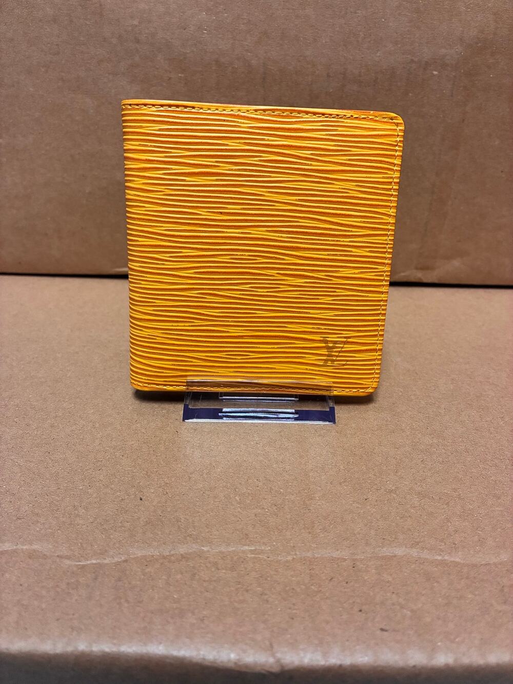 Louis Vuitton Vintage Epi Yellow Bifold Wallet – Rare Color